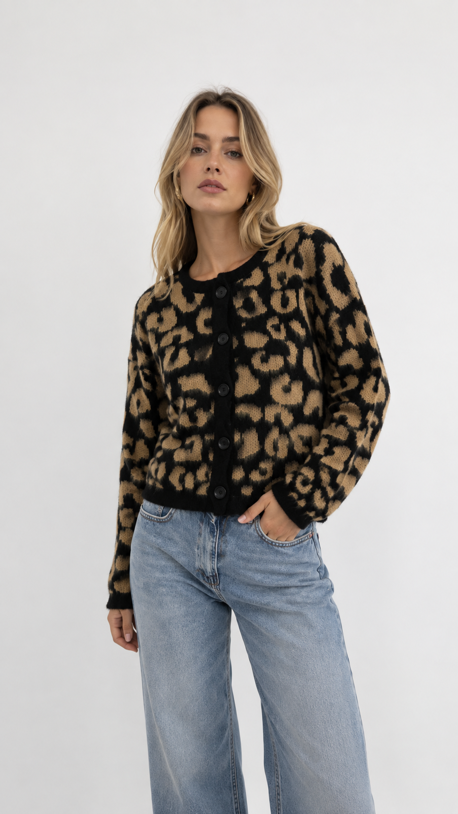 Leopar Desenli Düğmeli Hırka