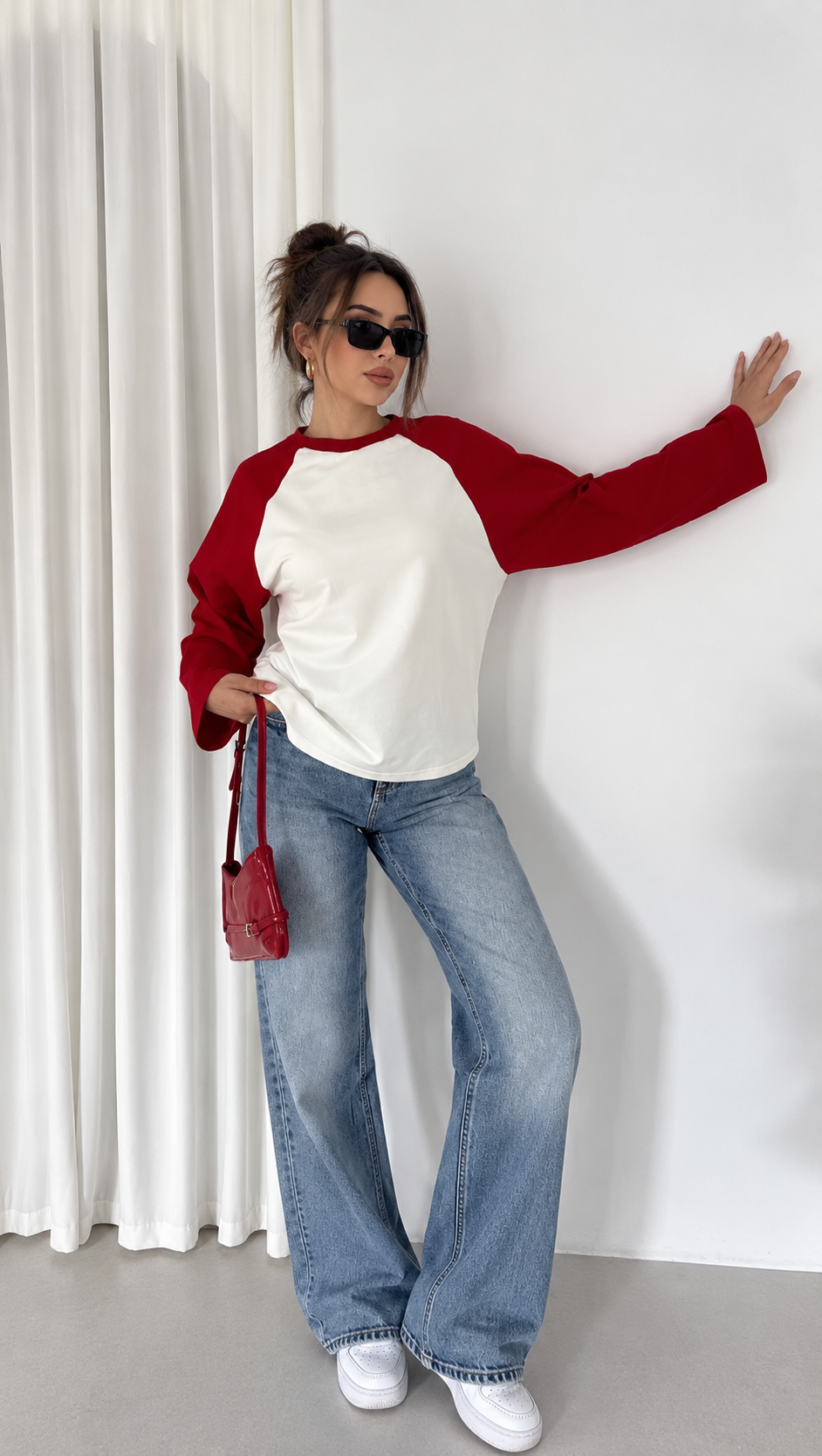 Kırmızı Kollu Raglan Tişört